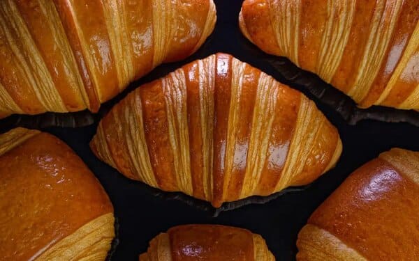 Croissant-Choco(2)(1) Croissant-Choco(2)(1)